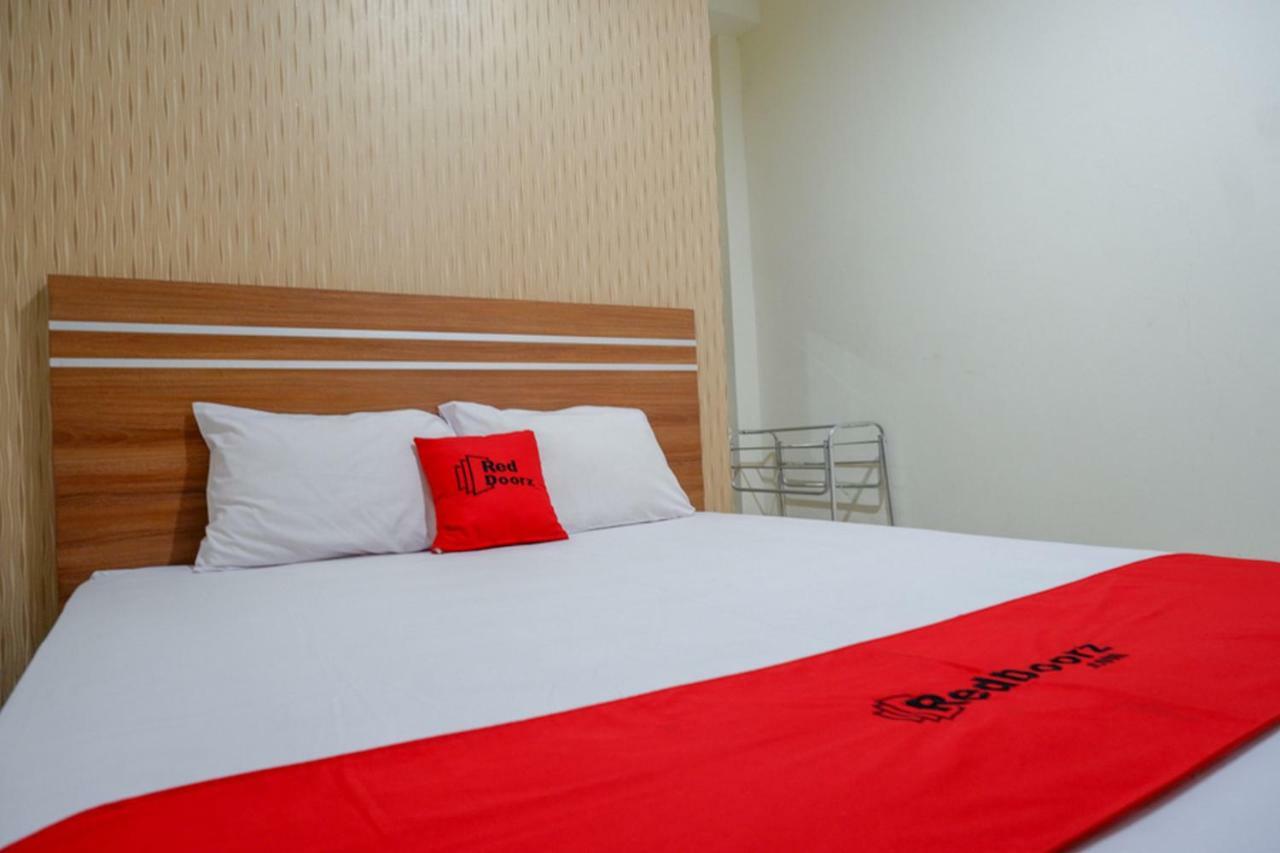 Reddoorz Near Living Plaza Purwokerto Hotel Kültér fotó